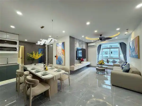 Sky Garden 3 3BR 2BA 고급 신규 가구, 월 2800만 동 - 한인 집중 지역