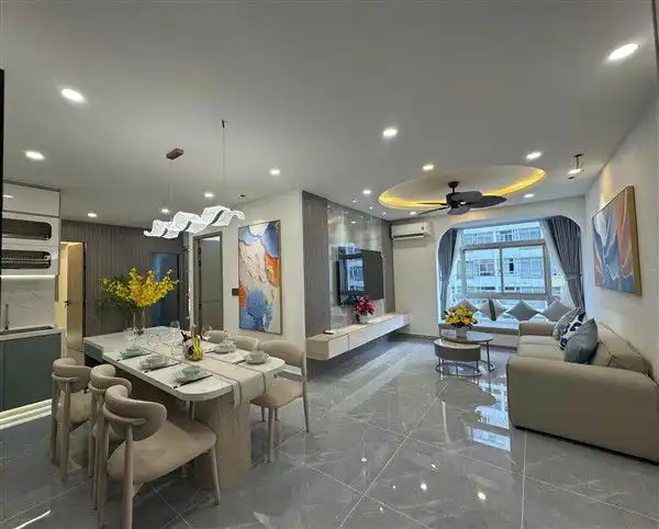 Sky Garden 3 3BR 2BA 고급 신규 가구, 월 2800만 동 - 한인 집중 지역