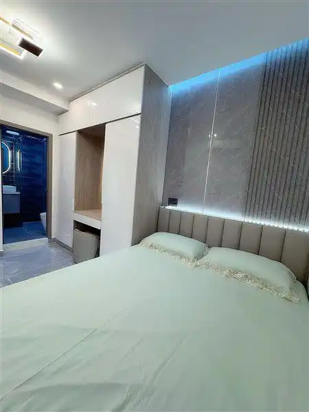 Sky Garden 3 3BR 2BA 고급 신규 가구, 월 2800만 동 - 한인 집중 지역
