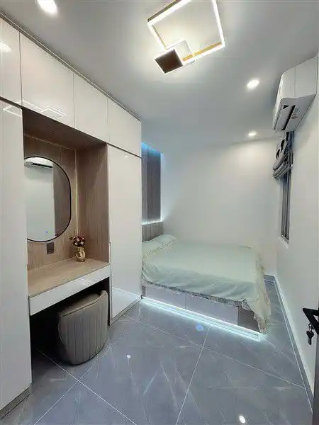 Sky Garden 3 3BR 2BA 고급 신규 가구, 월 2800만 동 - 한인 집중 지역