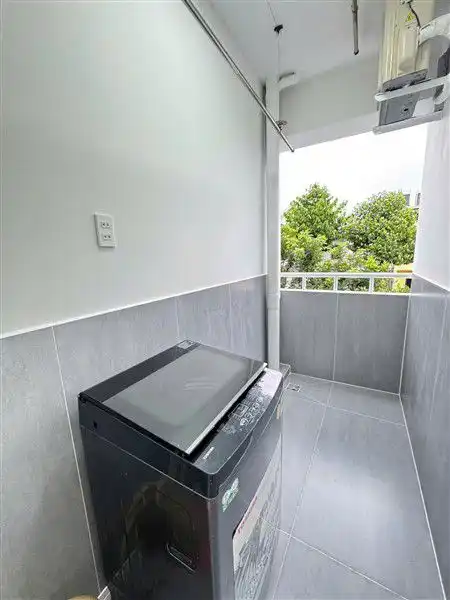 Sky Garden 3 3BR 2BA 고급 신규 가구, 월 2800만 동 - 한인 집중 지역