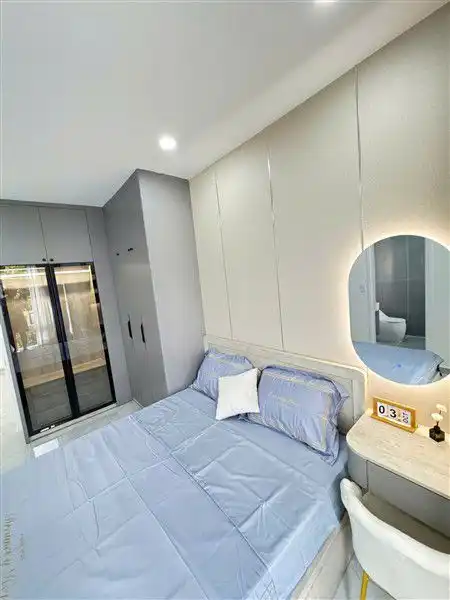 Sky Garden 3 3BR 2BA 고급 신규 가구, 월 2800만 동 - 한인 집중 지역