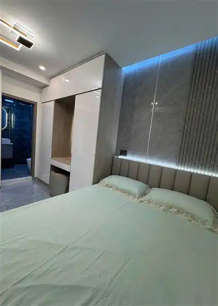 Sky Garden 3 3BR 2BA 고급 신규 가구, 월 2800만 동 - 한인 집중 지역