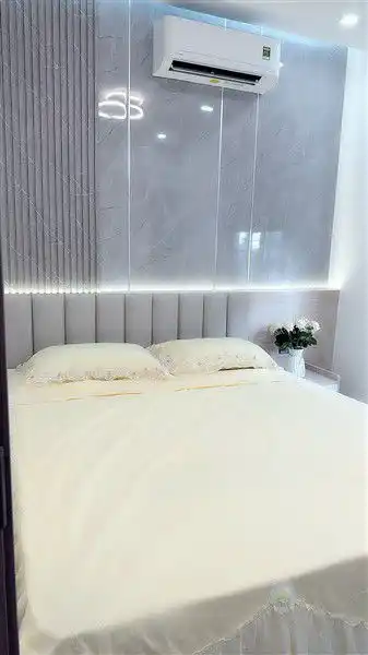 Sky Garden 3 3BR 2BA 고급 신규 가구, 월 2800만 동 - 한인 집중 지역