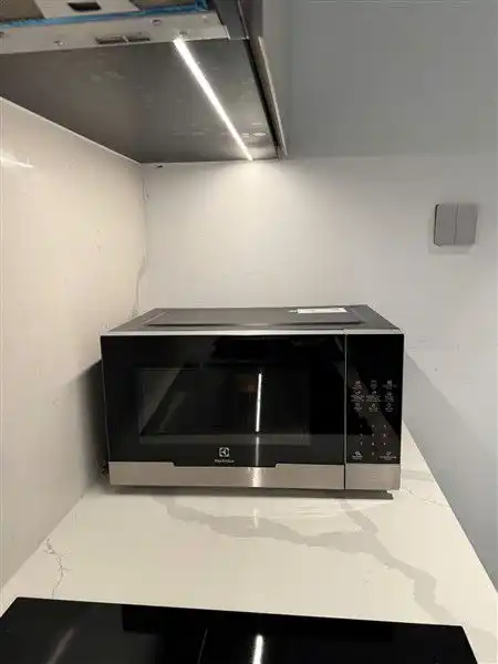 The Crest (Metropole Thu Thiem): 1군 인접 100m2 2BR 고급 아파트 임대